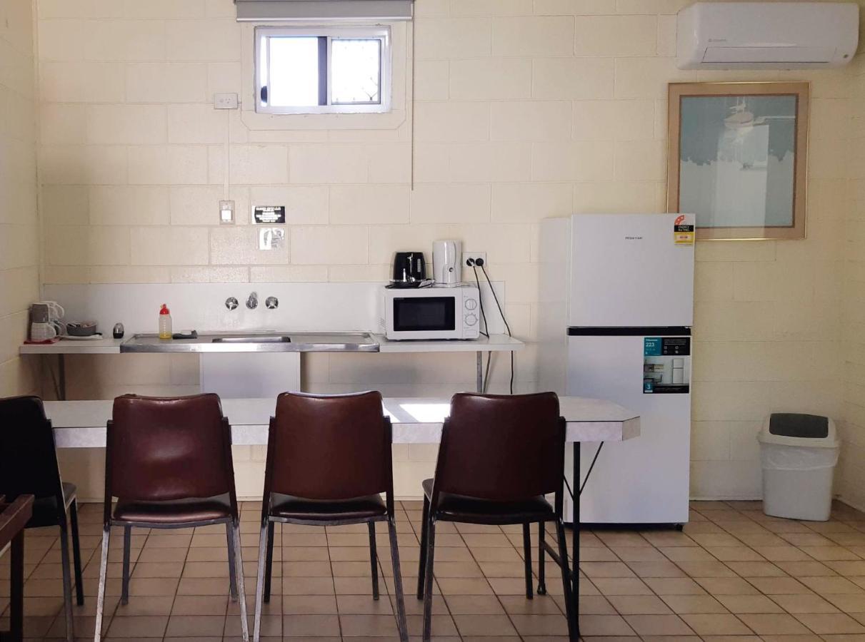 Burdekin Motor Inn Home Hill Exterior foto
